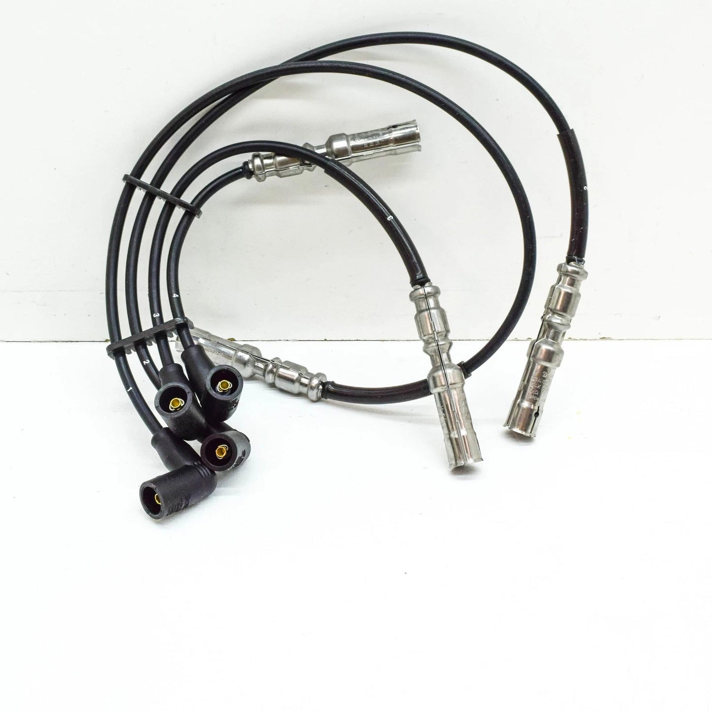 NEW VOLKSWAGEN BEETLE 9C IGNITION LEADS SET CILINDRO 1-4 06A905409N ORIGINAL