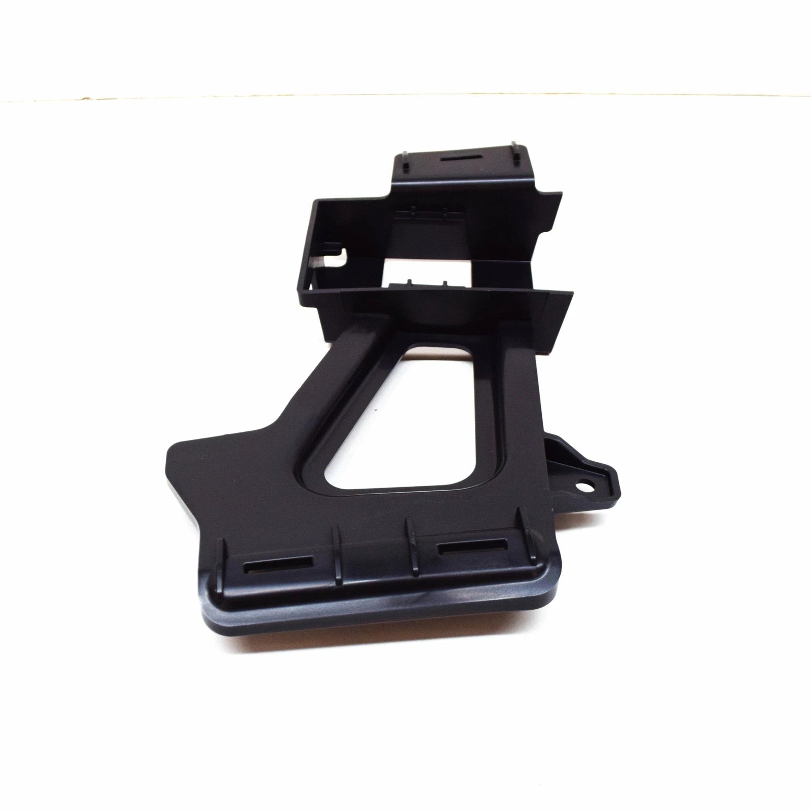 NEW MERCEDES-BENZ S W222 REAR LEFT BUMPER BRACKET A2228851114 ORIGINAL