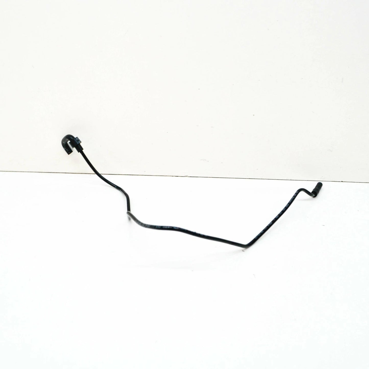 NEW AUDI RS6 AVANT C6 LEFT SIDE VACUUM HOSE 07L131055J