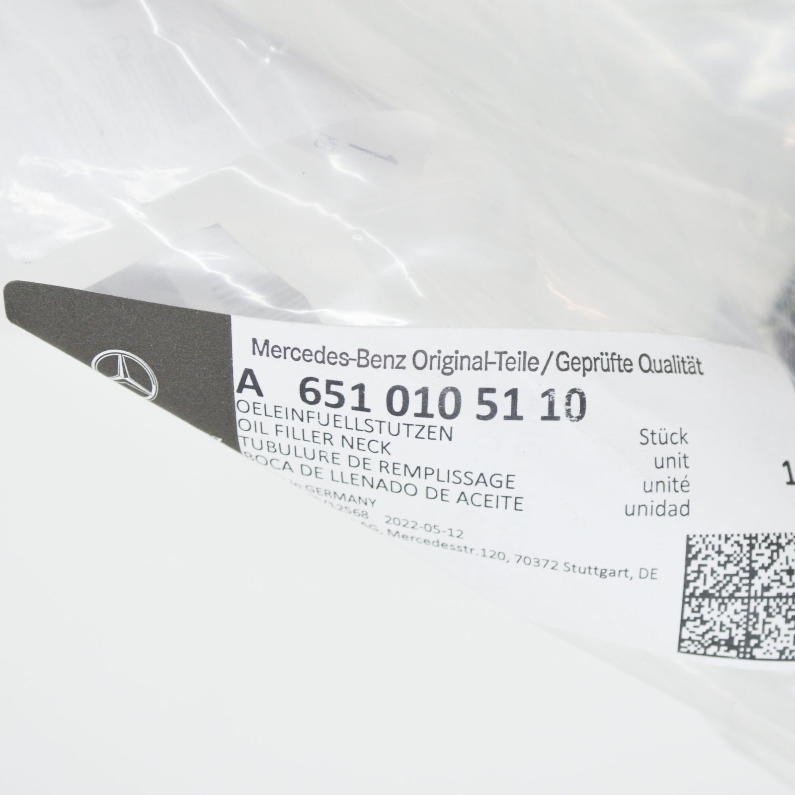 NEW MERCEDES-BENZ VITO W447 OIL FILLER NECK A6510105110 ORIGINAL