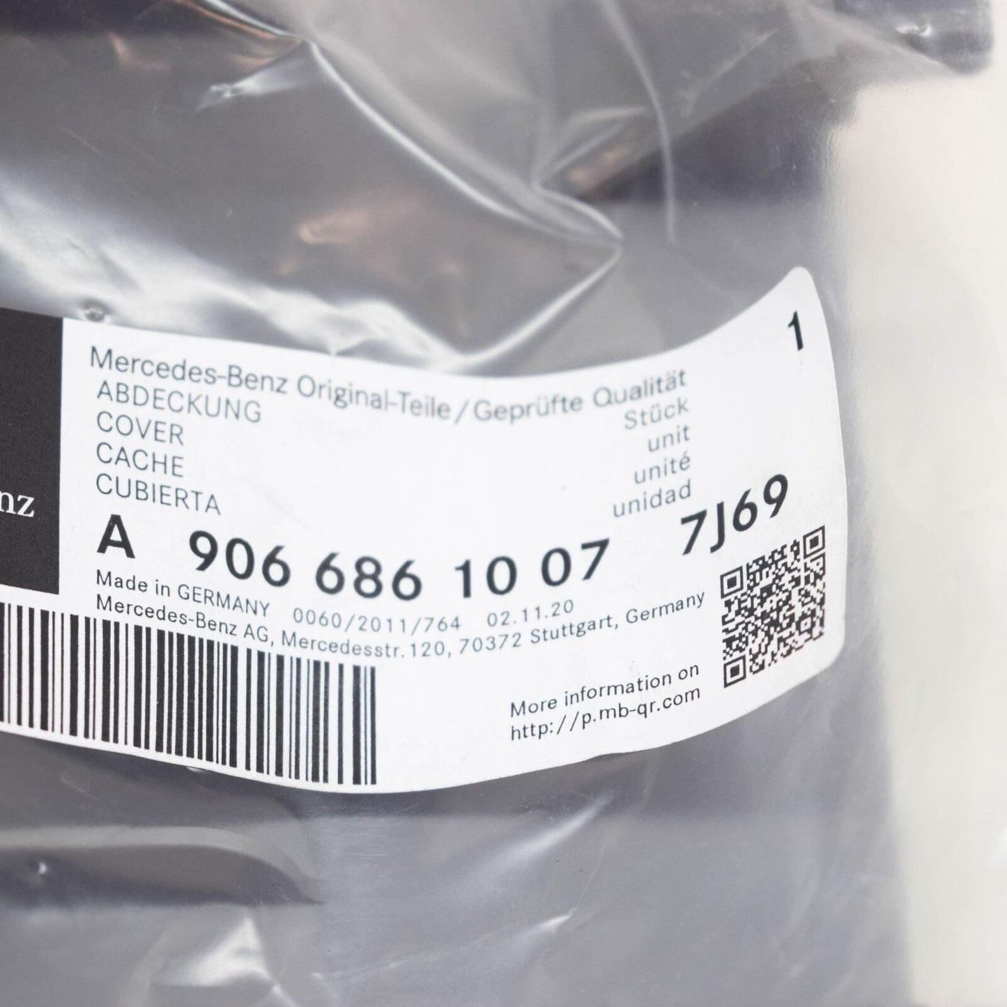 NEW MB SPRINTER W906 RIGHT SLIDING DOOR ENTRANCE COVER A90668610077J69 ORIGINAL