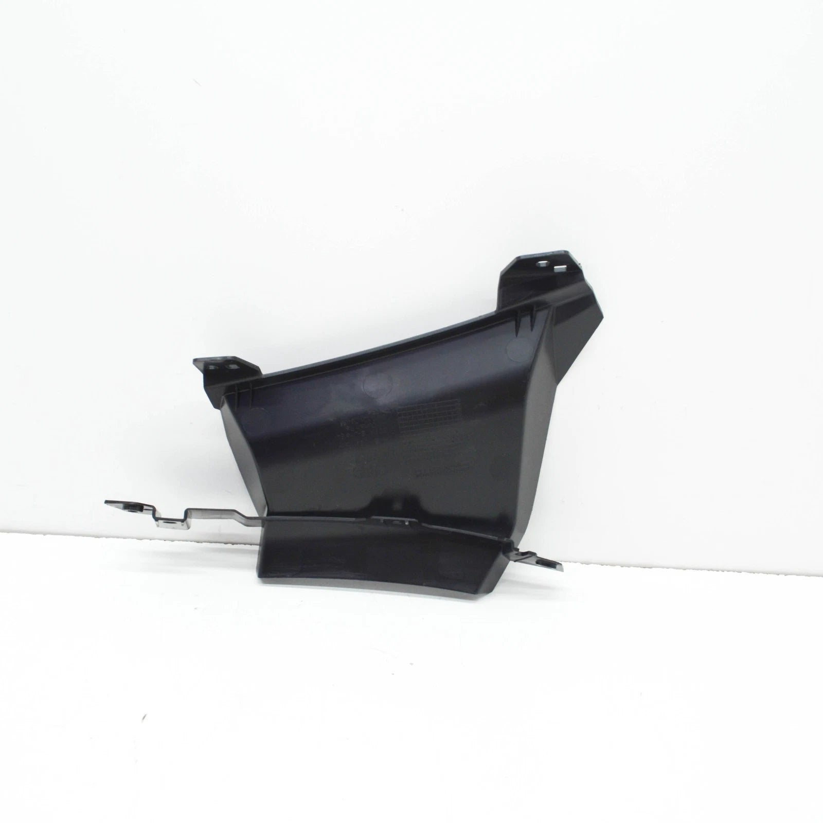 NEW AUDI A4 AVANT B9 FRONT RIGHT AIR DEFLECTOR GUIDE 8W0121764M ORIGINAL