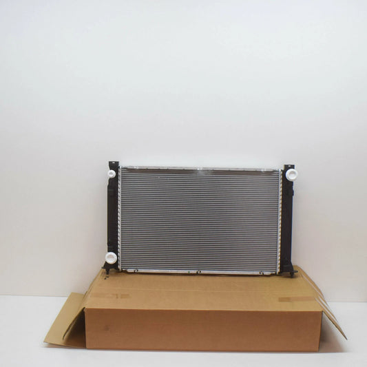 NEW AUDI A6 C6 ENGINE COOLING RADIATOR 4F0121251AC ORIGINAL