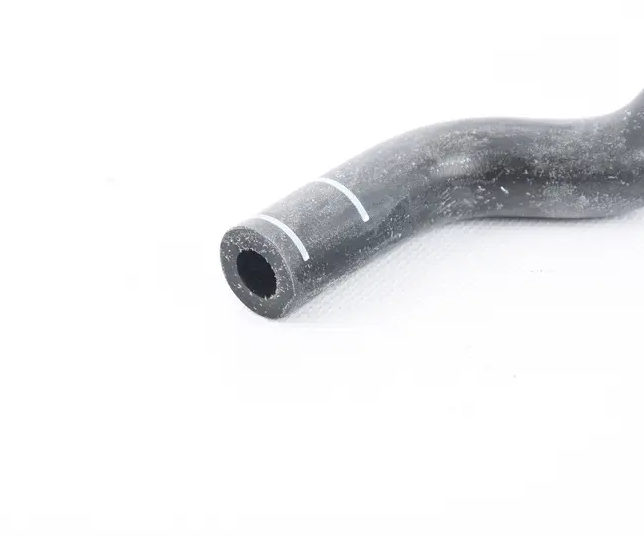 new skoda karoq nu engine coolant hose 06k121051m original