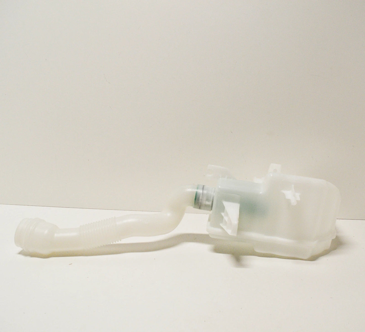 NEW MERCEDES-BENZ GL-CLASS X166 WINDOW WASHER TANK A1668690420