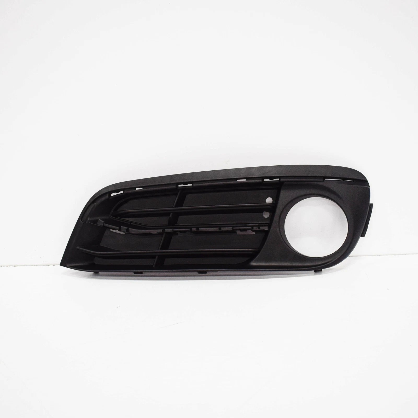 NEW BMW 5 F10 FRONT LEFT AIR INTAKE CLOSED LINES GRILL 51117346505 ORIGINAL