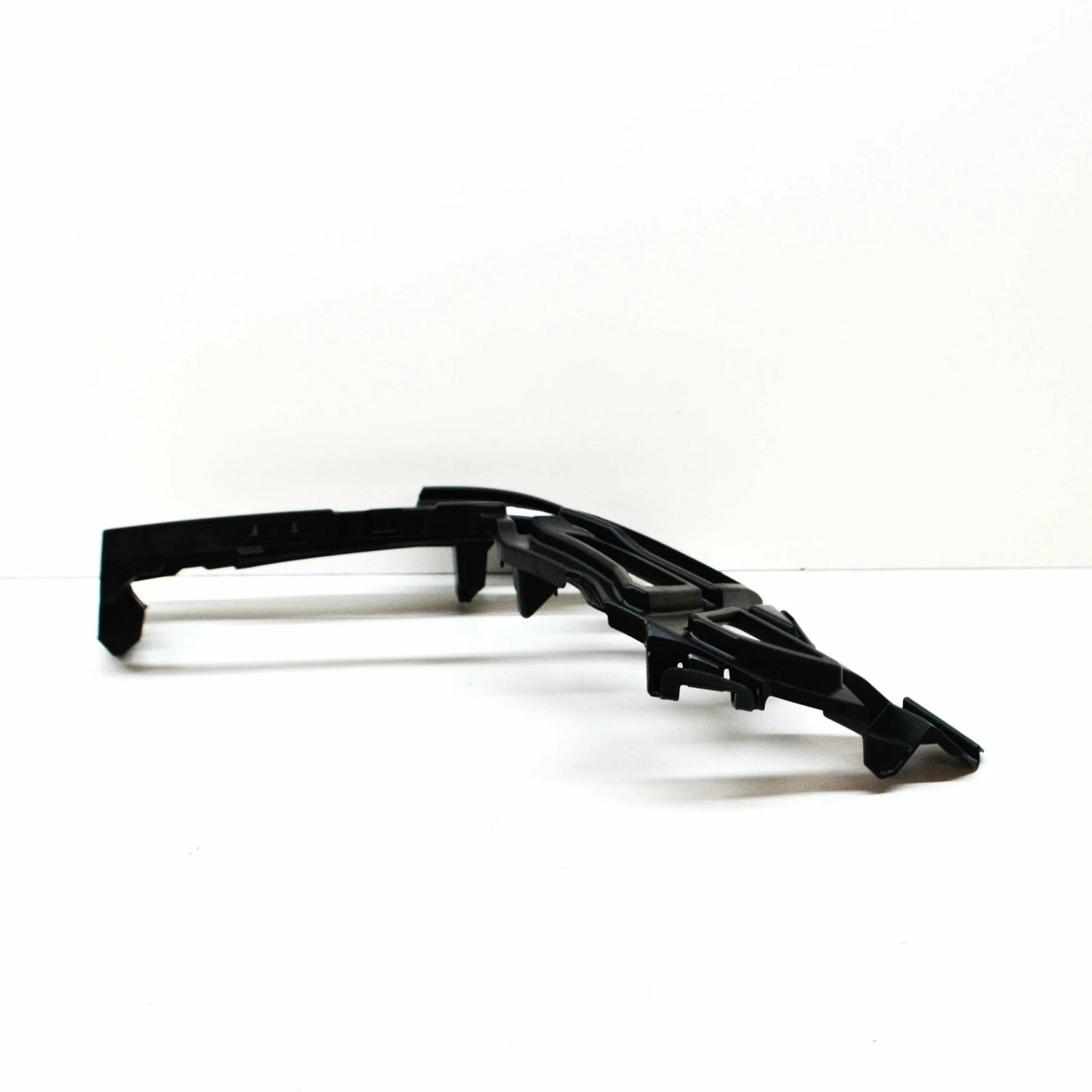 NEW VOLKSWAGEN TOURAN 5T FRONT RIGHT BUMPER BRACKET 5TA807724