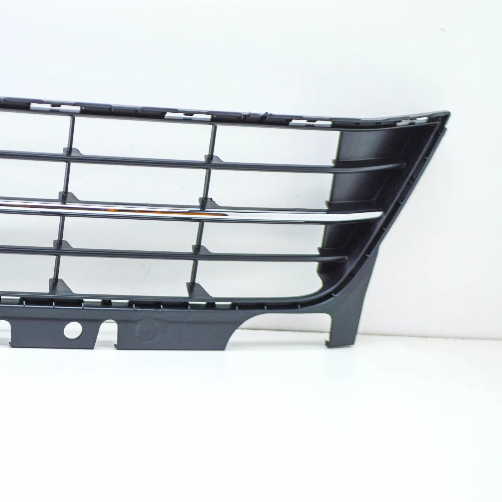 NEW VOLKSWAGEN BEETLE A5 FRONT BUMPER LOWER GRILLE 5C5853671SZLL ORIGINAL
