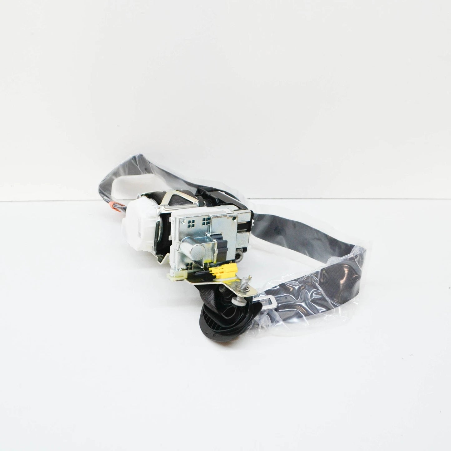 NEW MERCEDES-BENZ GLE W166 FRONT LEFT SEAT BELT A16686013008T44 ORIGINAL