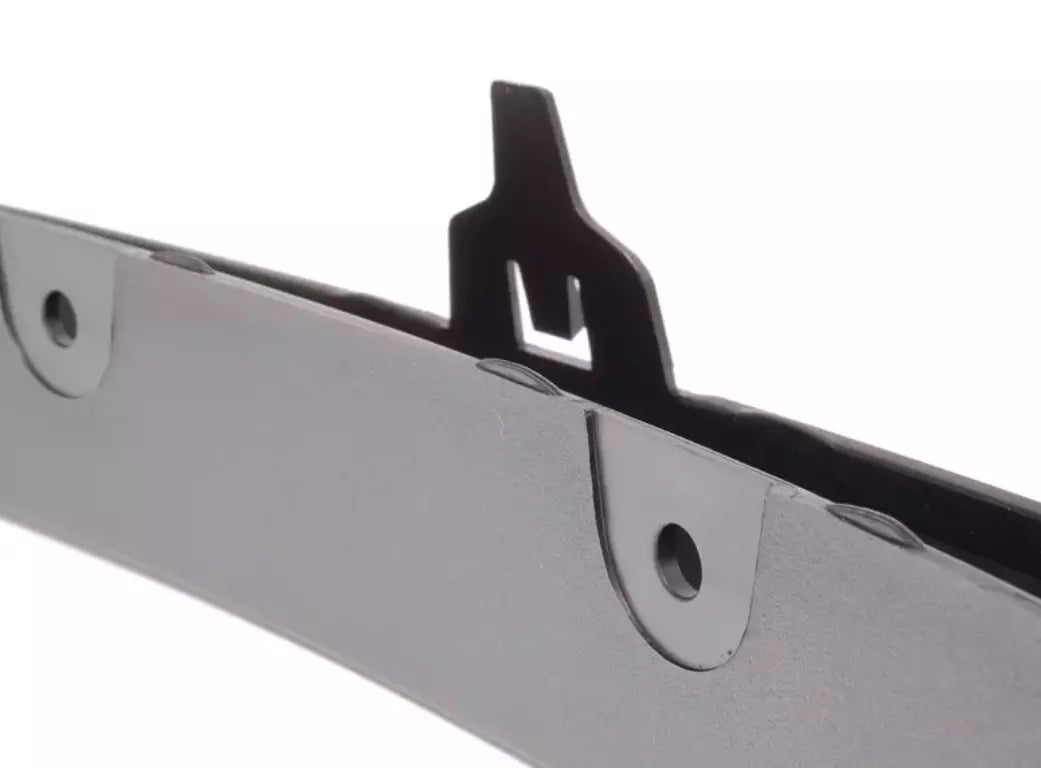 NEW BMW X5 E70 FRONT LEFT FENDER MOLDING 51772452496 2452496 ORIGINAL