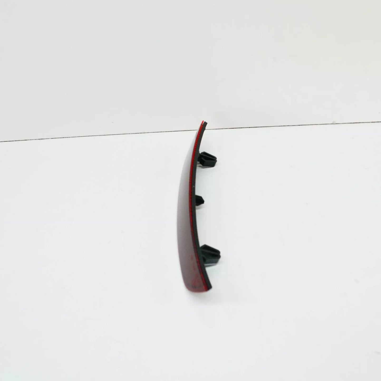 NEW AUDI Q2 REAR LEFT BUMPER LIGHT REFLECTOR 81A945105 ORIGINAL