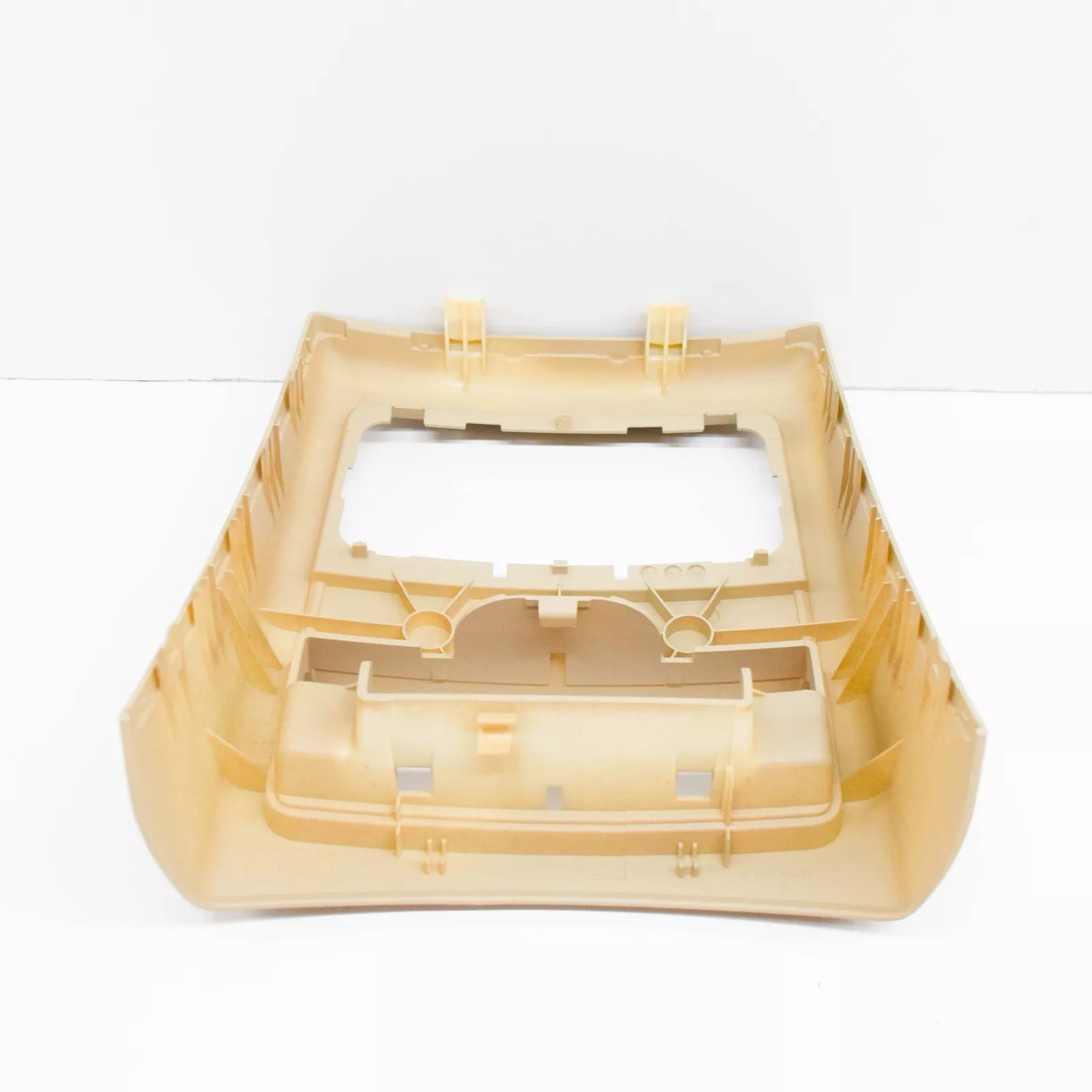 NEW BMW 3 E90 REAR CENTER CONSOLE COVER 51167145683 7145683 2008 ORIGINAL