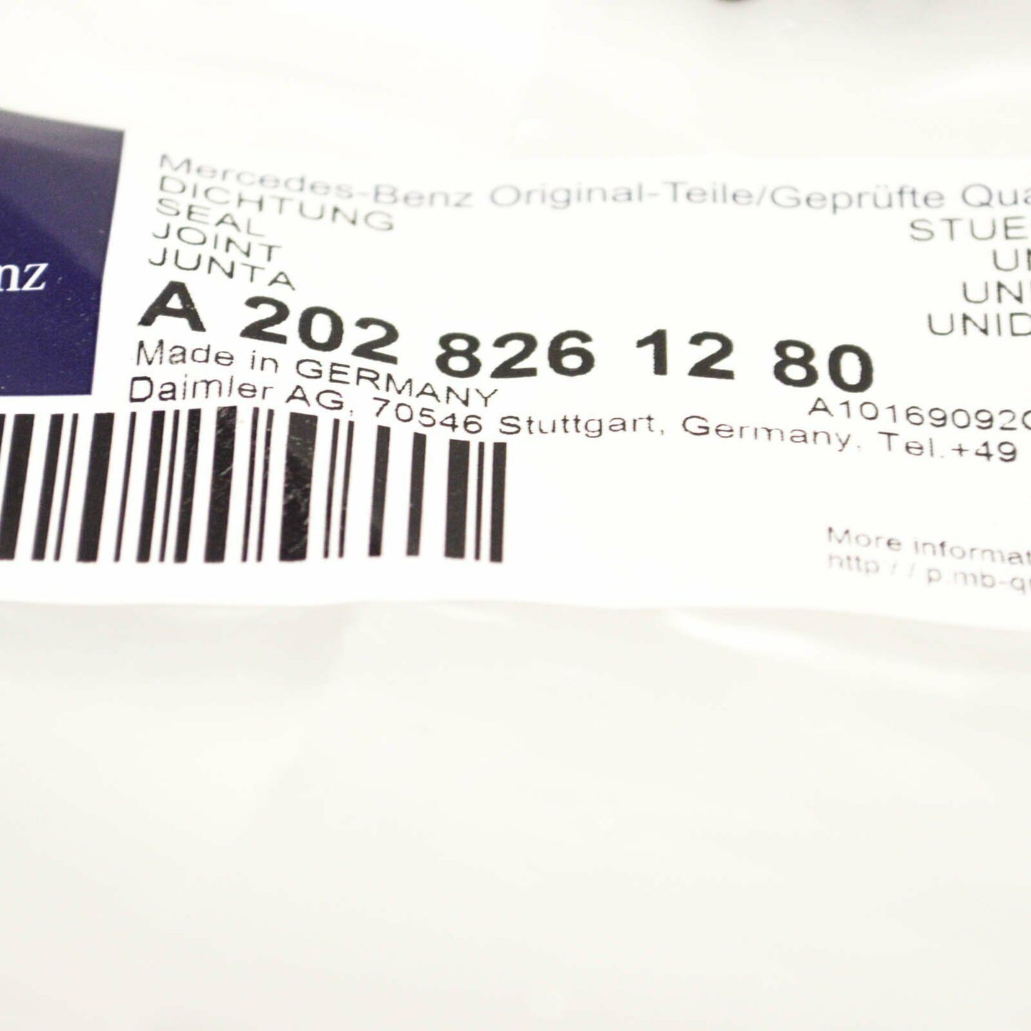 NEW MERCEDES-BENZ C W202 RIGHT SIDE HEADLIGHT SEAL A2028261280 ORIGINAL