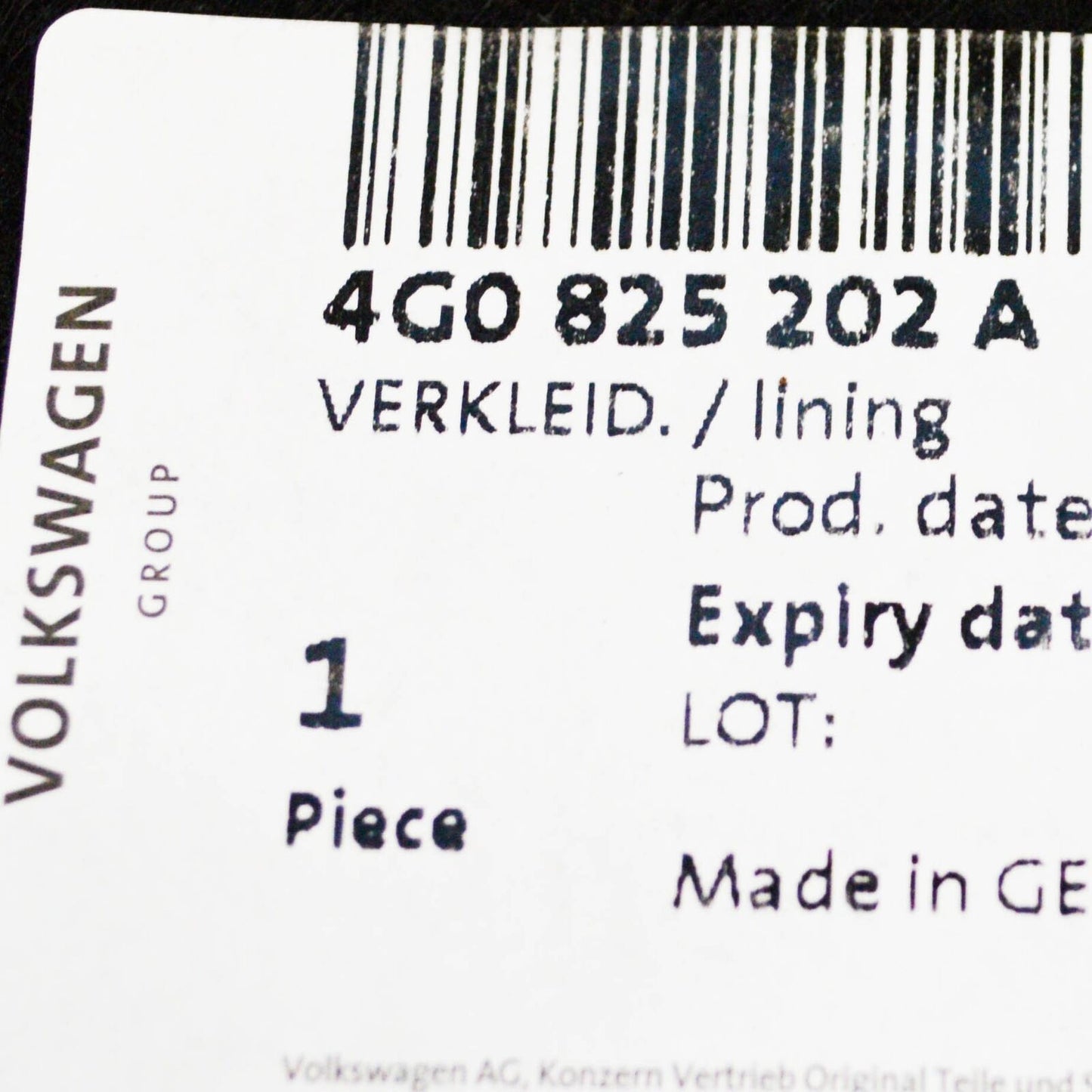 NEW AUDI A6 C7 FRONT RIGHT UNDERBODY LINING COVER 4G0825202A ORIGINAL