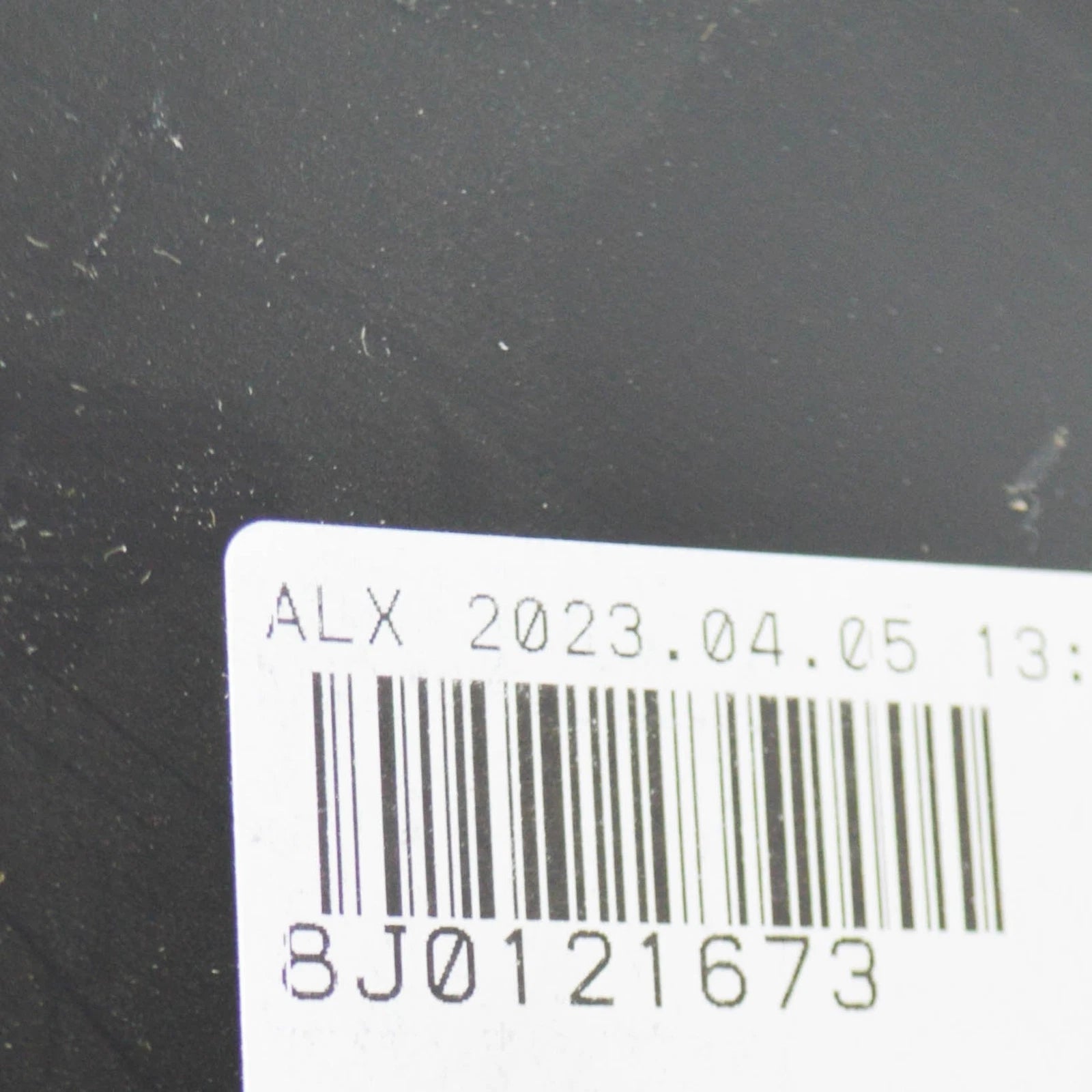 NEW AUDI TTRS 8J RIGHT OUTER AIR DUCT 8J0121673 ORIGINAL