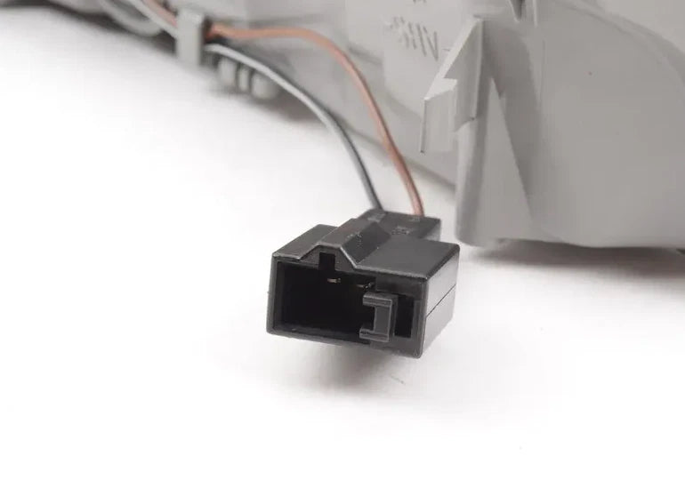 NEW VW PHAETON 3D FRONT RIGHT TURN LIGHT 3D0949102A ORIGINAL