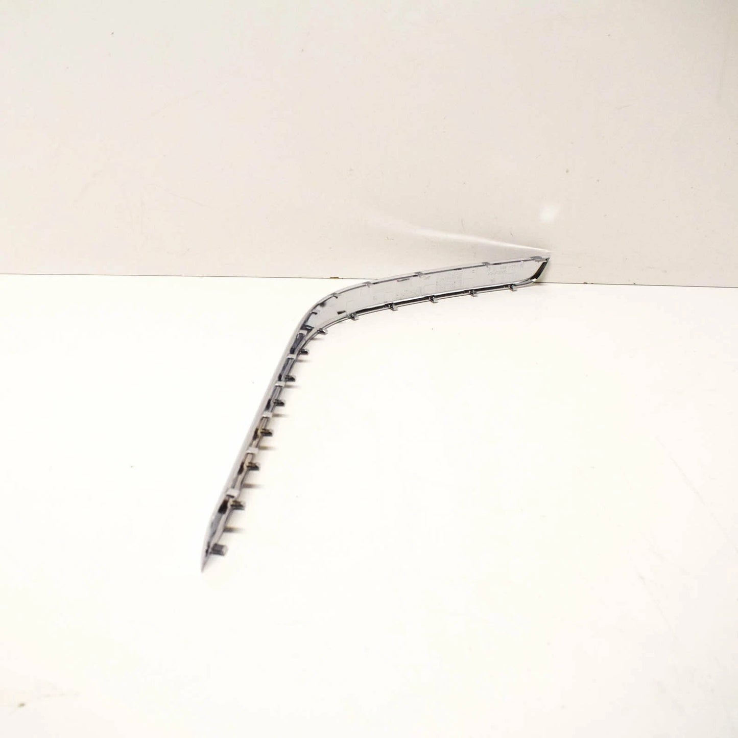 NEW MERCEDES-BENZ GLK X204 REAR LEFT BUMPER MOLDING A2048851921