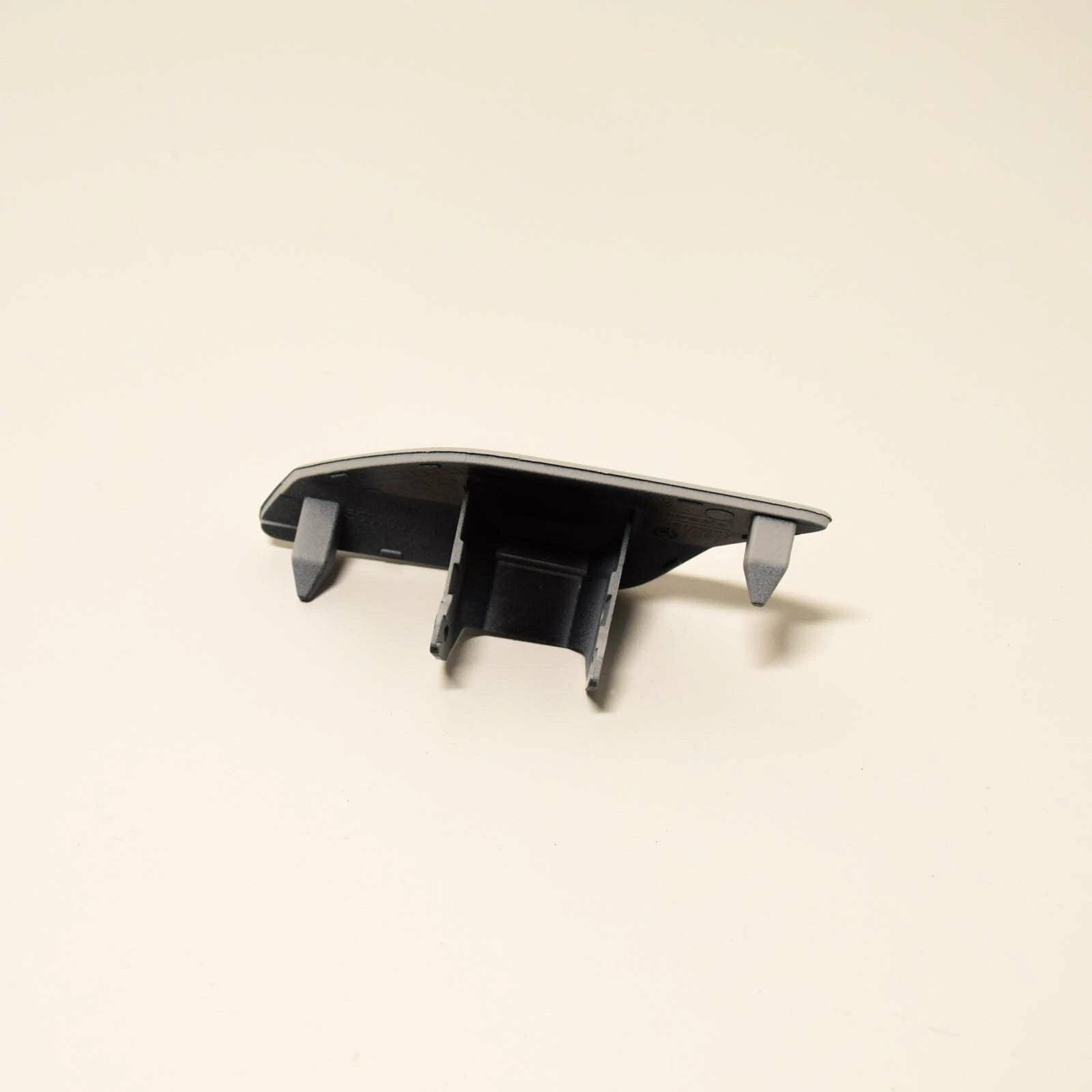 NEW VW GOLF MK7 FRONT RIGHT HEADLIGHT WASHER COVER CAP 5G0955110AGRU ORIGINAL