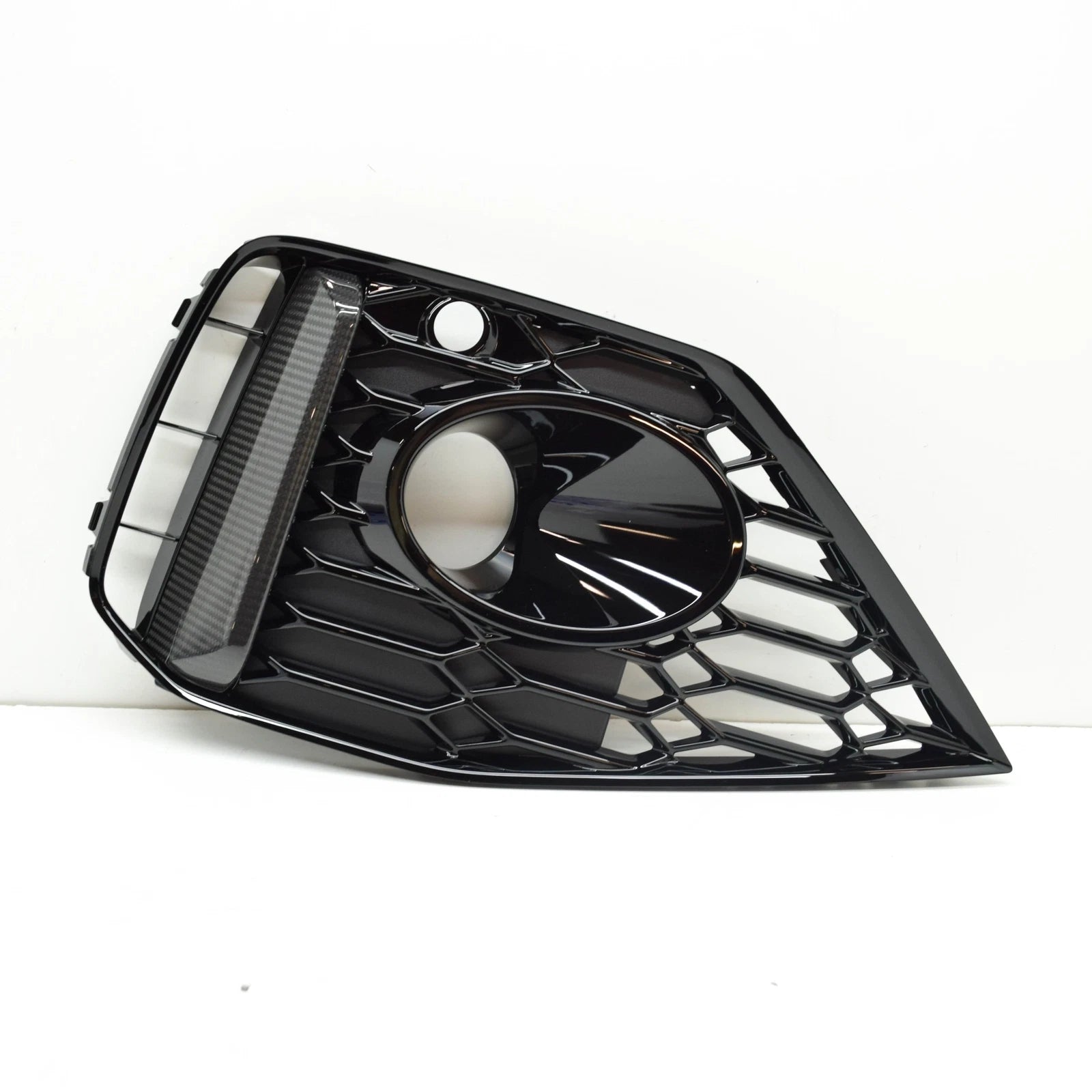 NEW AUDI A5 SPORTBACK F5 FRONT RIGHT AIR GUIDE GRILLE 8W0807682AS3Q0 ORIGINAL