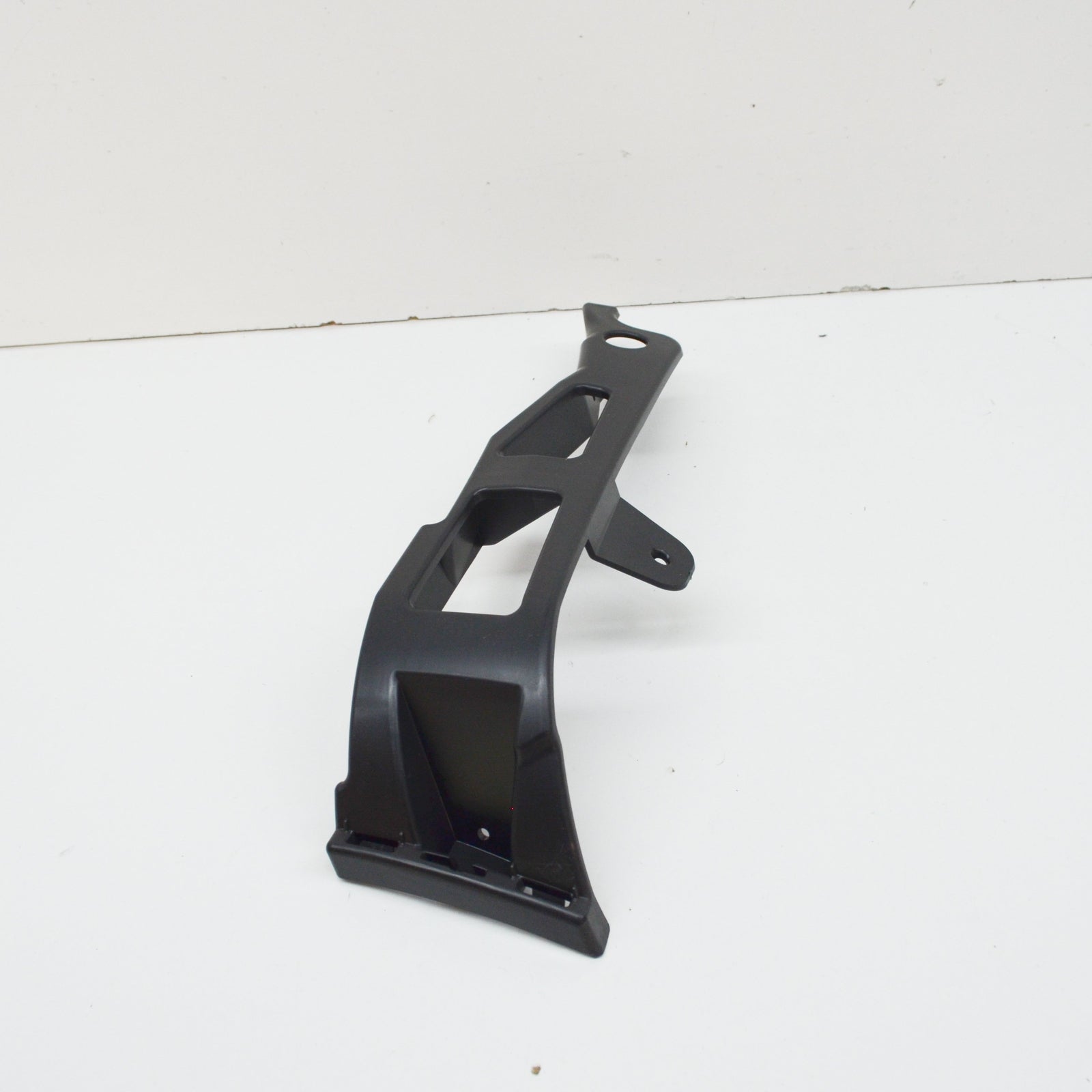 new mb a w176 front bumper right side mounting rail a1768852200 original
