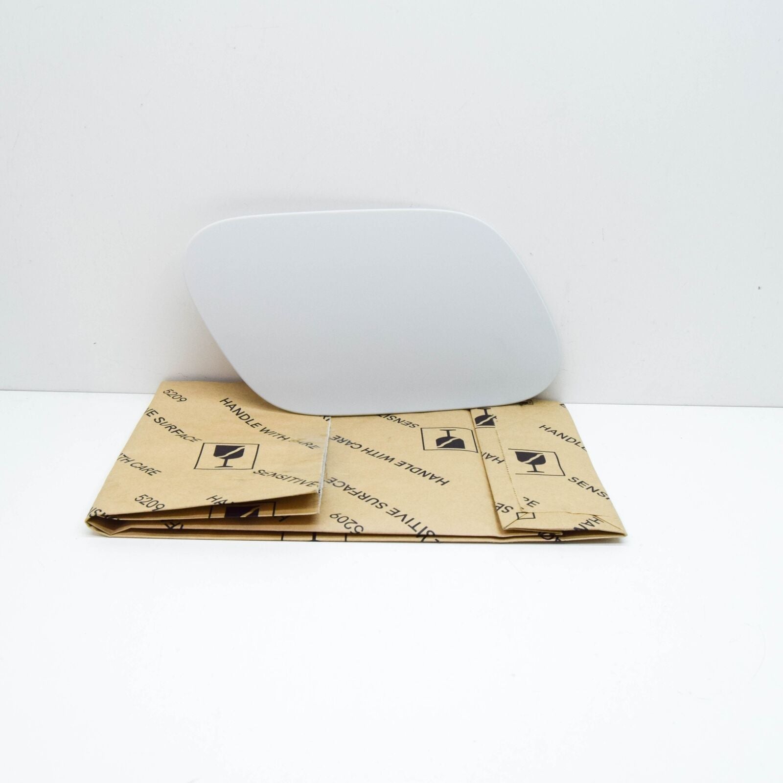 NEW VW ID.4 E21 DRIVE MOTOR BATTERY PACK CHARGING PORT CAP 11A809909GRU ORIGINAL