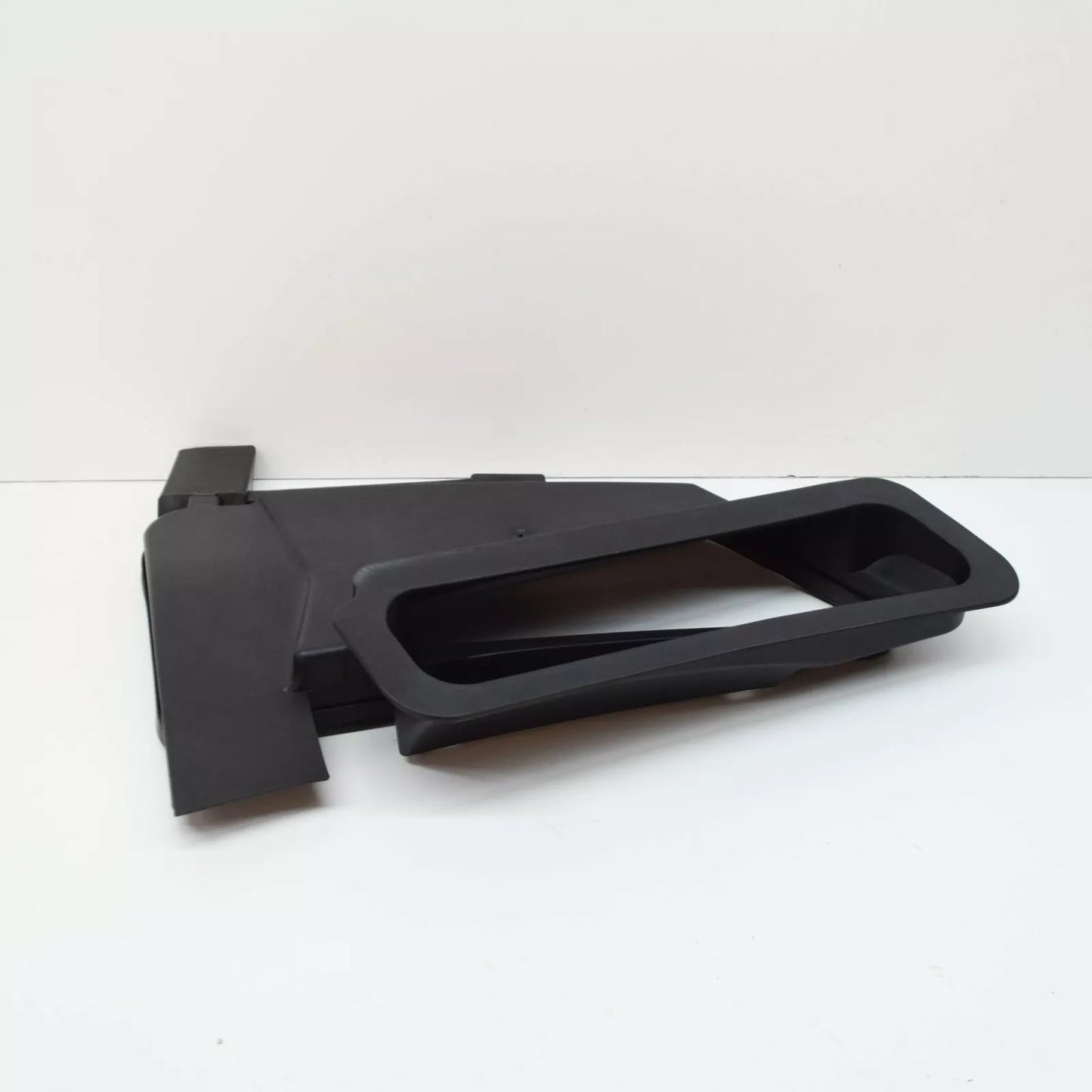 NEW MERCEDES-BENZ AMG GT C190 LEFT SIDE AIR DUCT A1908303900