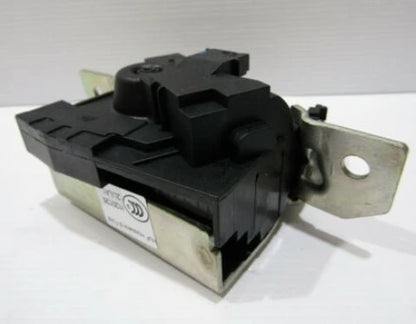 NEW MERCEDES-BENZ B W246 REAR END DOOR BOTTOM LOCK A2467401301 ORIGINAL