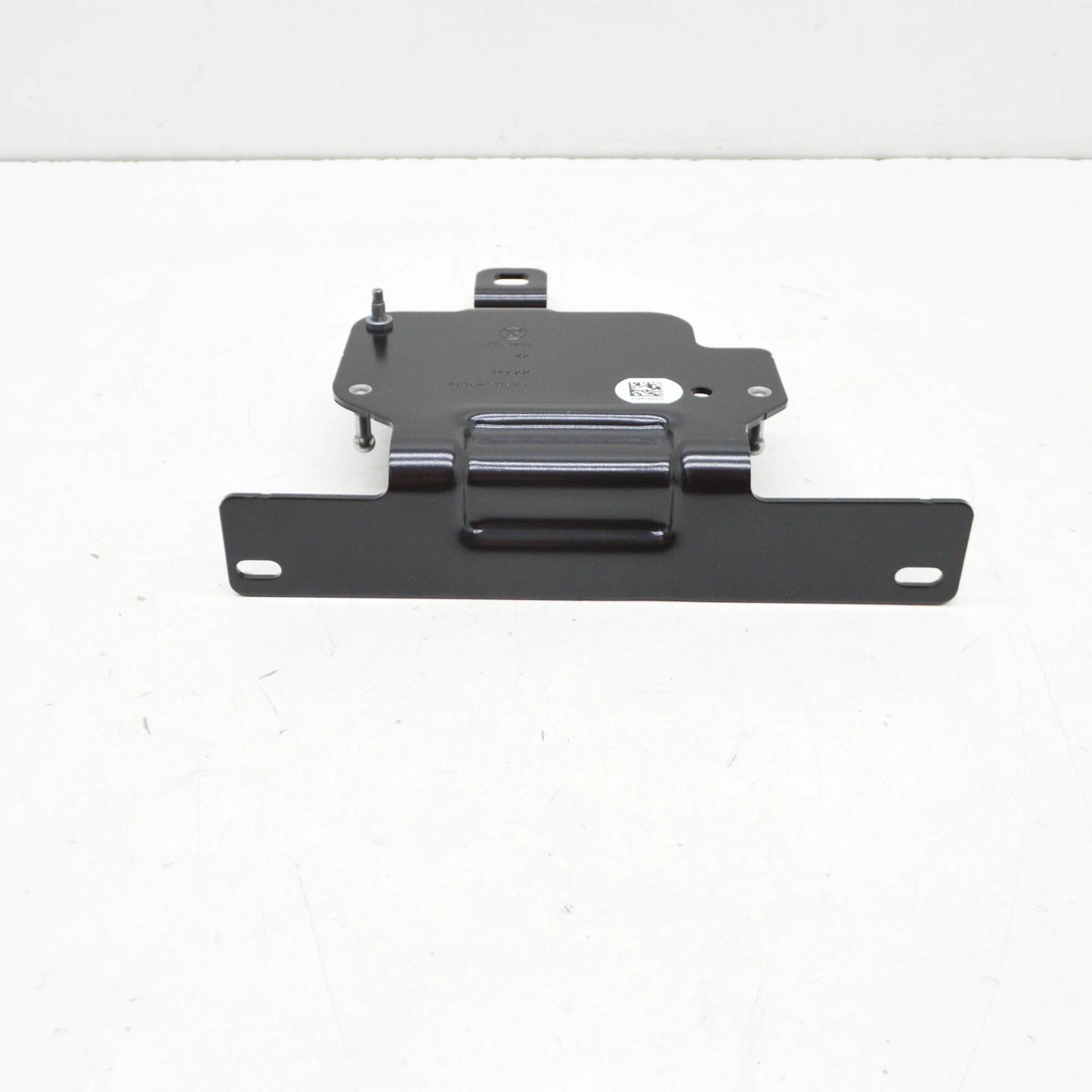 NEW BMW 5 G30 FRONT RADAR SENSOR BRACKET 66316873401 ORIGINAL