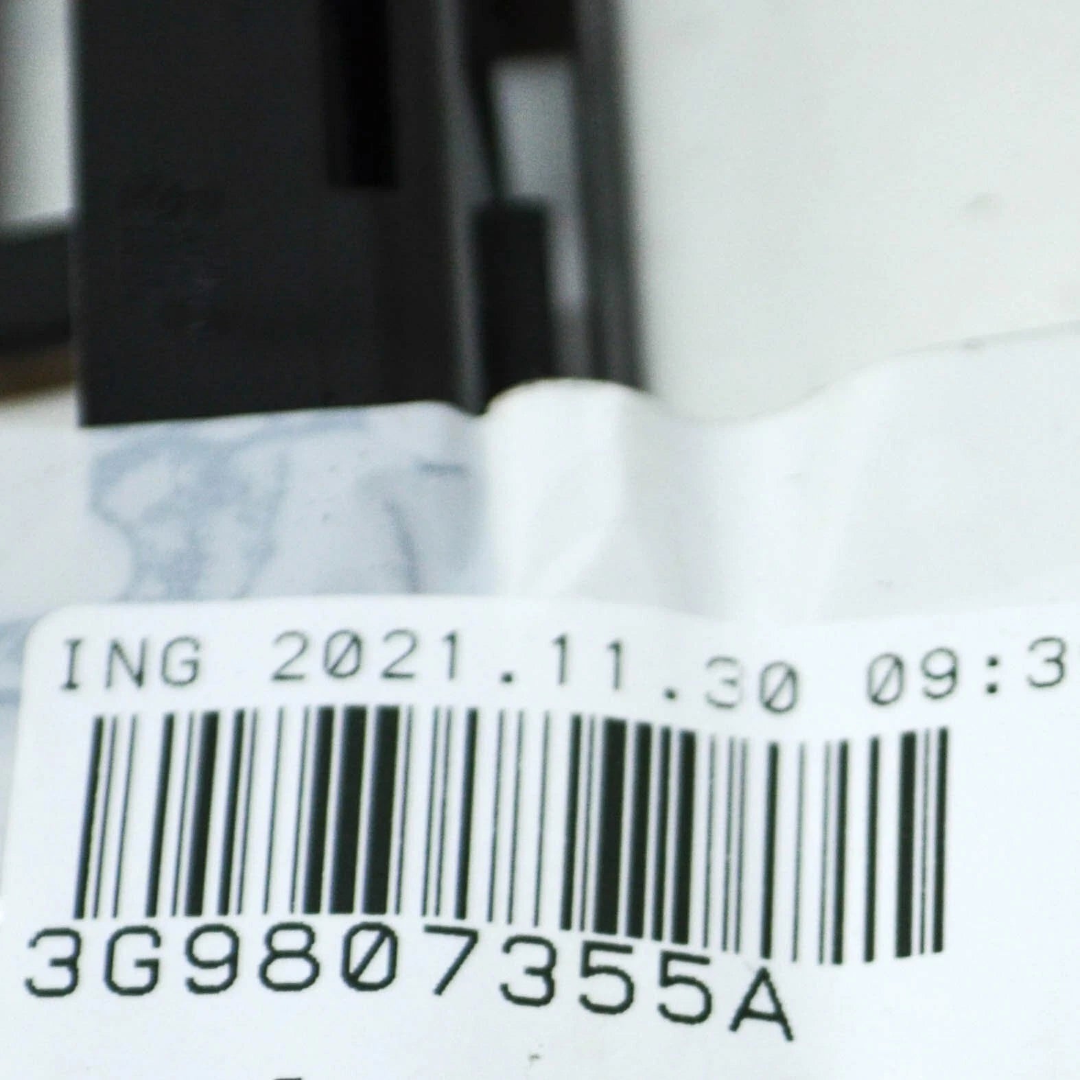 NEW VW PASSAT ALLTRACK B8 REAR LEFT BUMPER BRACKET GUIDE 3G9807355A ORIGINAL