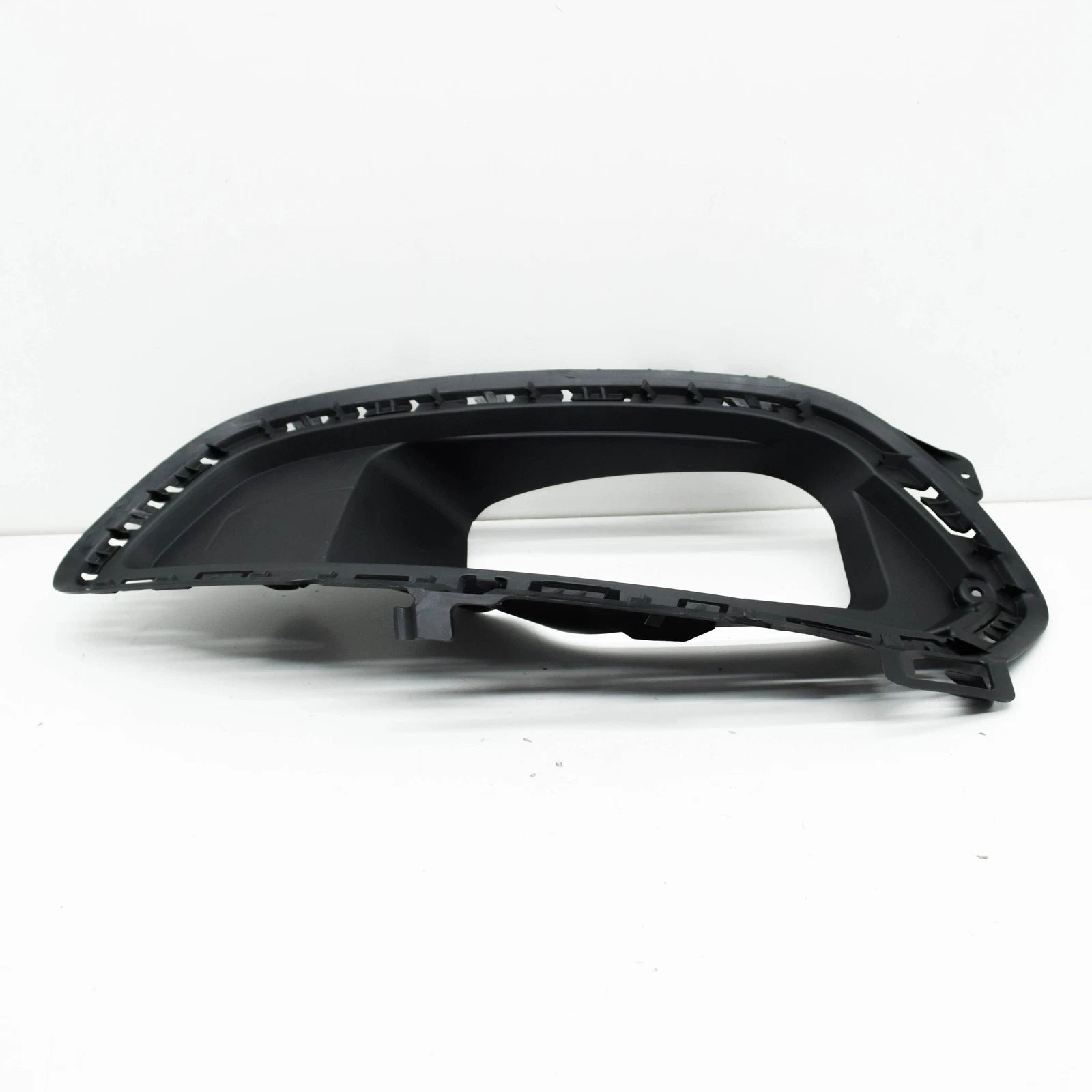 NEW MERCEDES-BENZ CLA C117 FRONT RIGHT BUMPER AIR DUCTING A1178850063 ORIGINAL