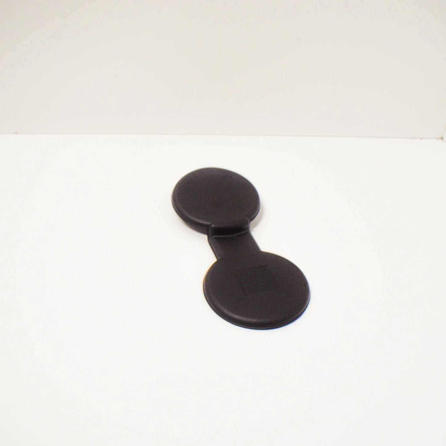 NEW VOLKSWAGEN PASSAT B7 TITAN BLACK INSERT FOR CUP HOLDER 56186330182V ORIGINAL