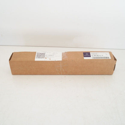 NEW MERCEDES-BENZ ML-CLASS W166 REAR BUMPER RIGHT REFLECTOR A1668200174 2012