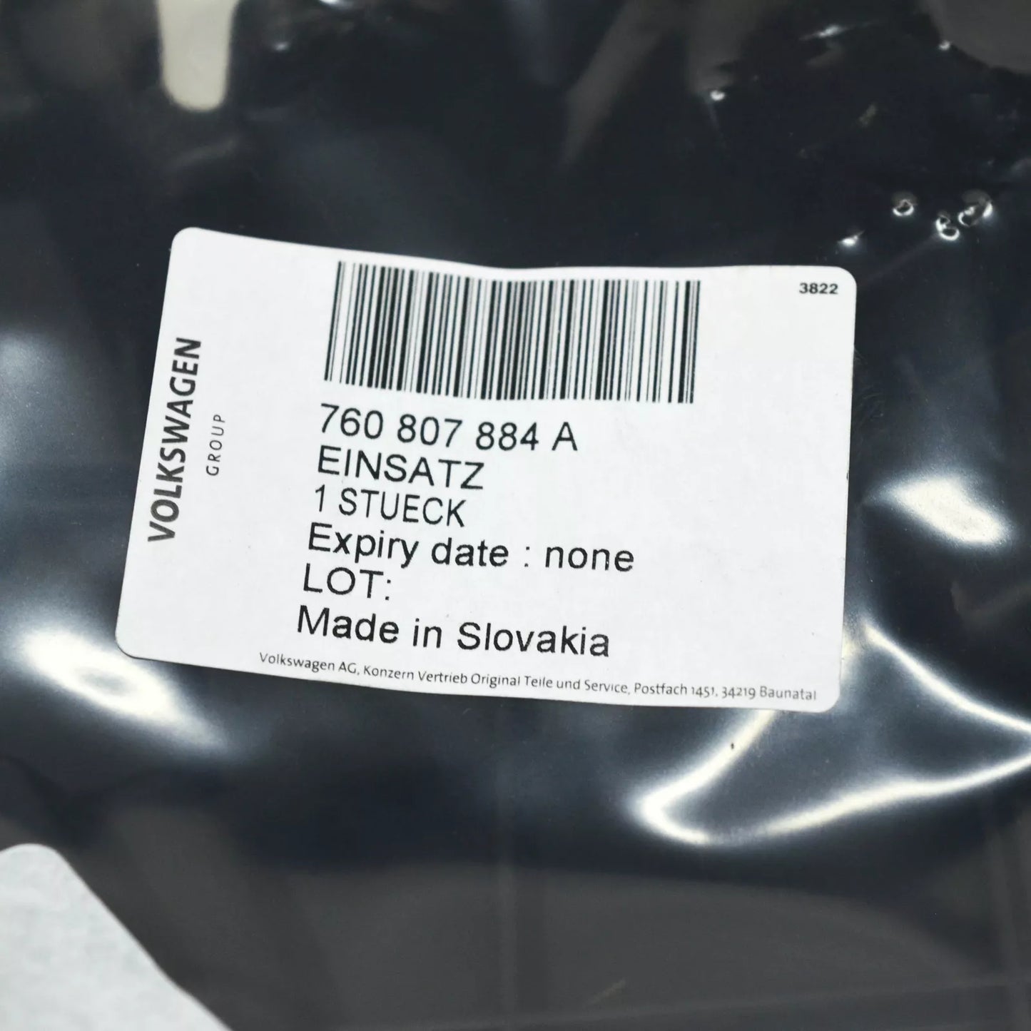 NEW VOLKSWAGEN TOUAREG CR FRONT RIGHT BUMPER SUPPORT BRACKET 760807884A ORIGINAL