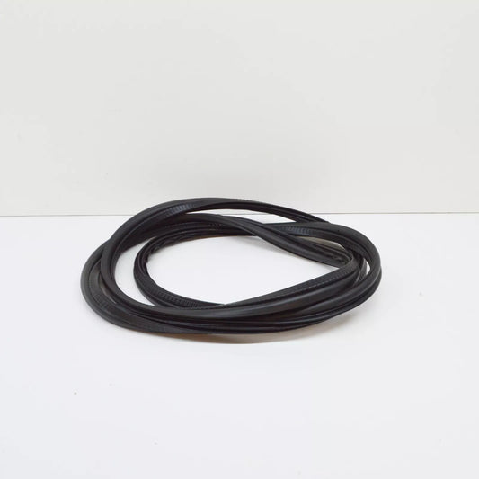 NEW BMW 5 TOURING E39 TRUNK LID REAR WINDOW WEATHERSTRIP 51718190689 ORIGINAL