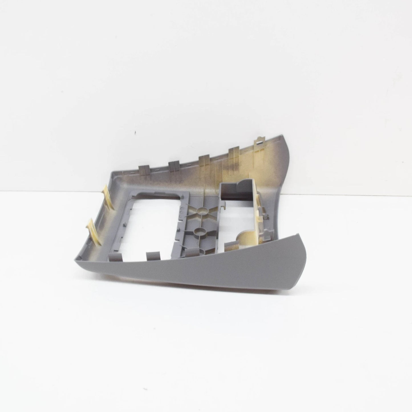 NEW BMW 3 E90 CENTER CONSOLE REAR PART 51167145682 2011 ORIGINAL