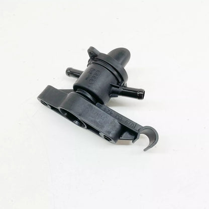 NEW AUDI A6 C6 INTAKE MANIFOLD ADAPTER 079133424S