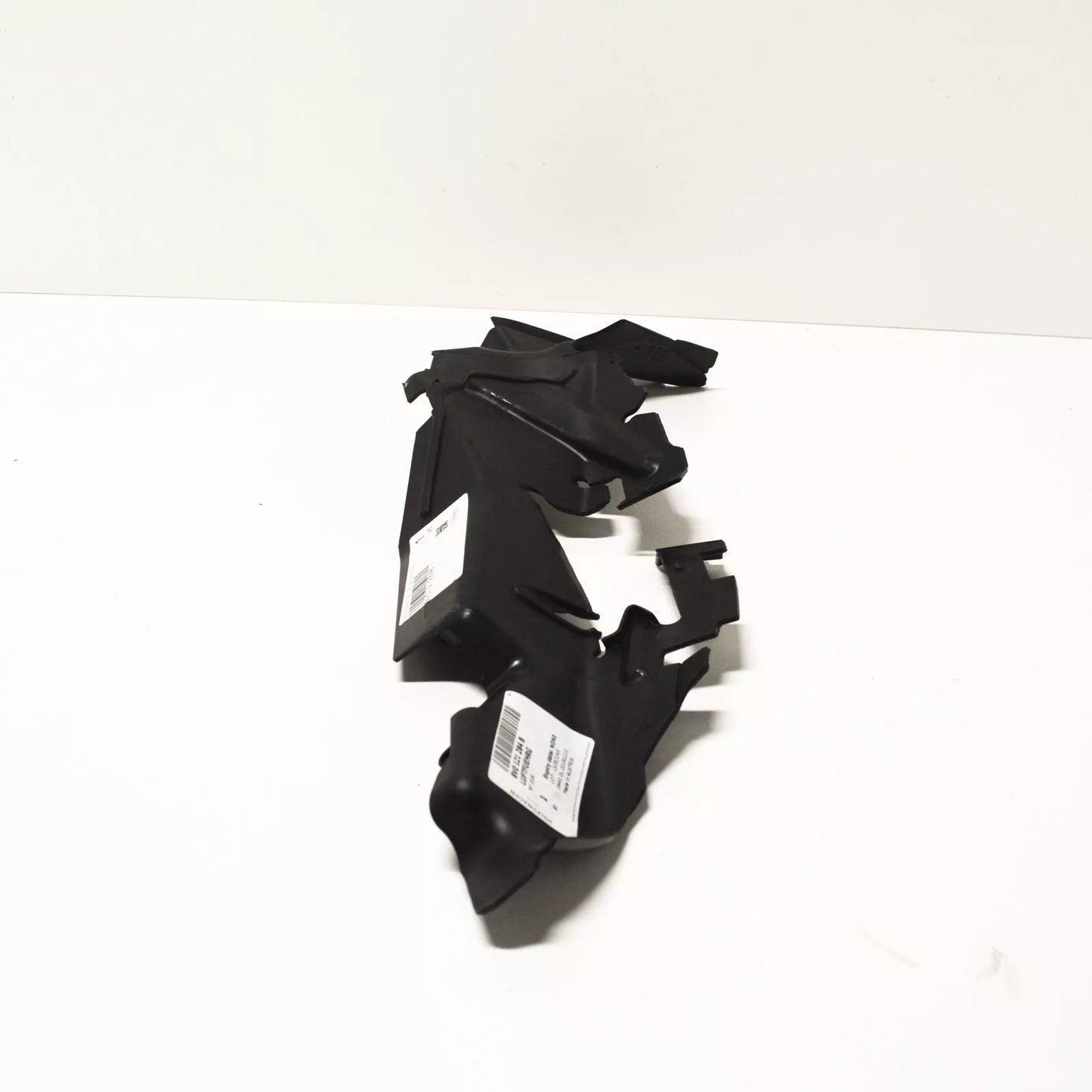 NEW AUDI A3 8V RIGHT RADIATOR AIR DUCT 8V0121284B ORIGINAL