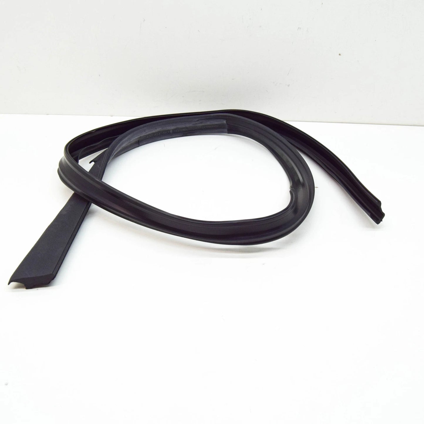 NEW AUDI R8 42 LEFT SIDE ROOF EDGE PROTECTION 420854543B ORIGINAL