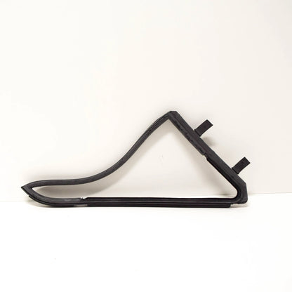 NEW BMW 1502 RIGHT VENT WINDOW GASKET 51321815012 1815012 ORIGINAL