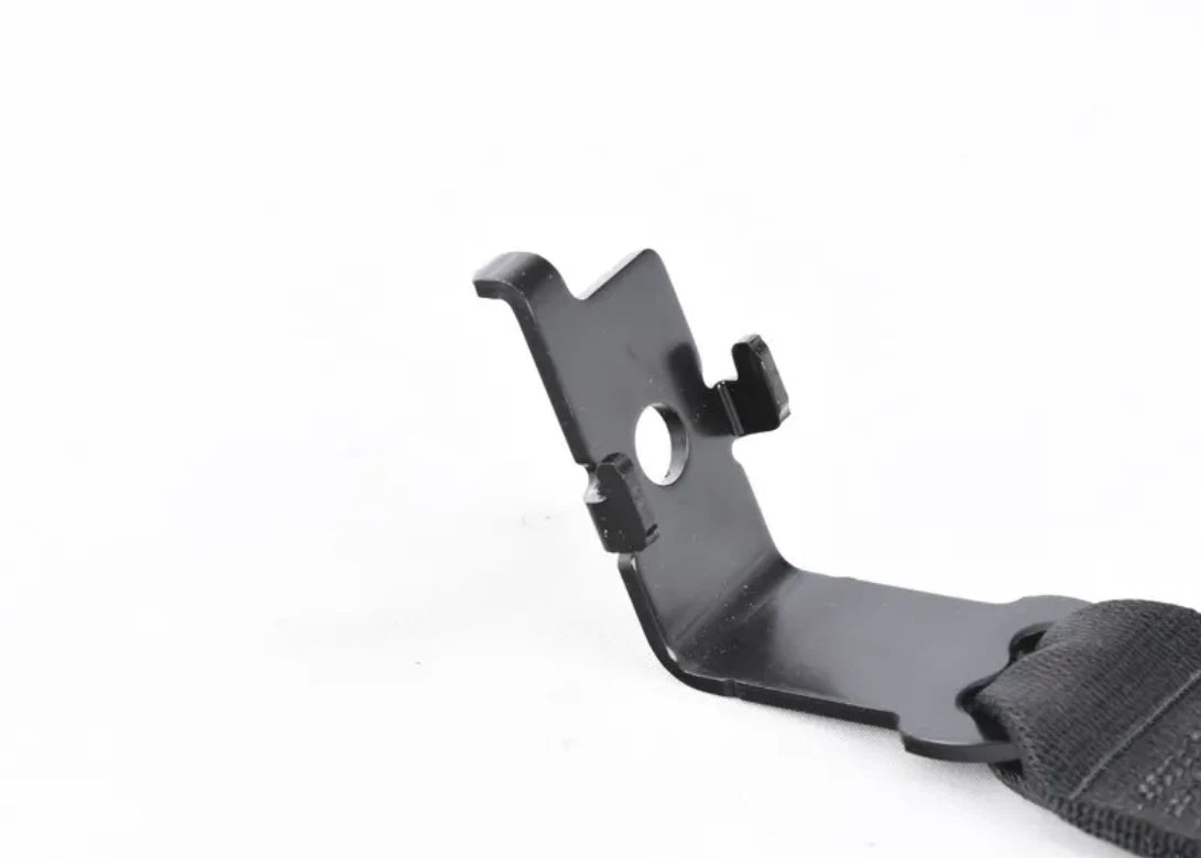 NEW BMW X5 F15, F85 REAR LOWER CENTER SEAT BELT 72117318063 7318063 ORIGINAL