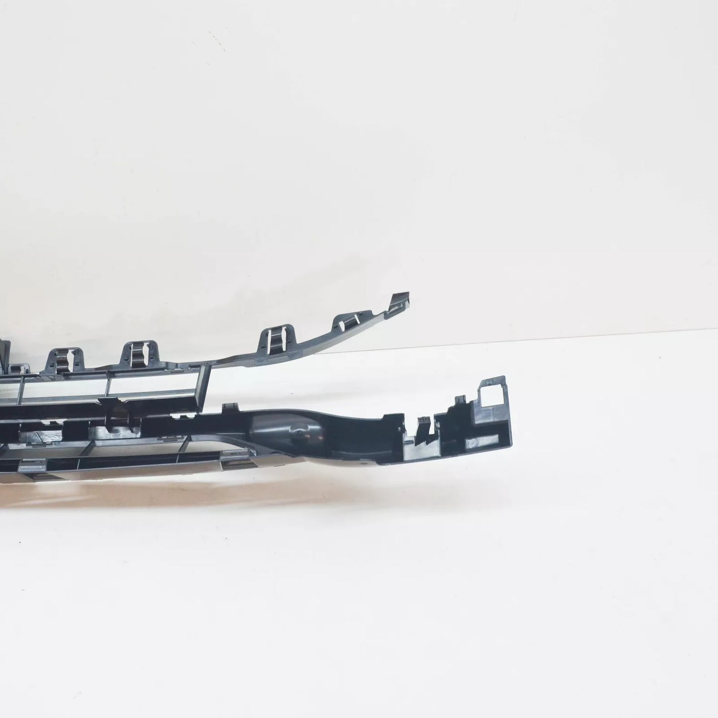 NEW BMW 4 F36 FRONT BUMPER CENTER AIR INLET TRIM 51117294657 7294657 2016