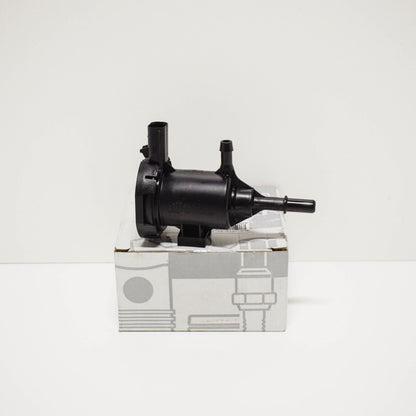 NEW MERCEDES BENZ GLA X156 FUEL PURGE VALVE A0004760600 ORIGINAL