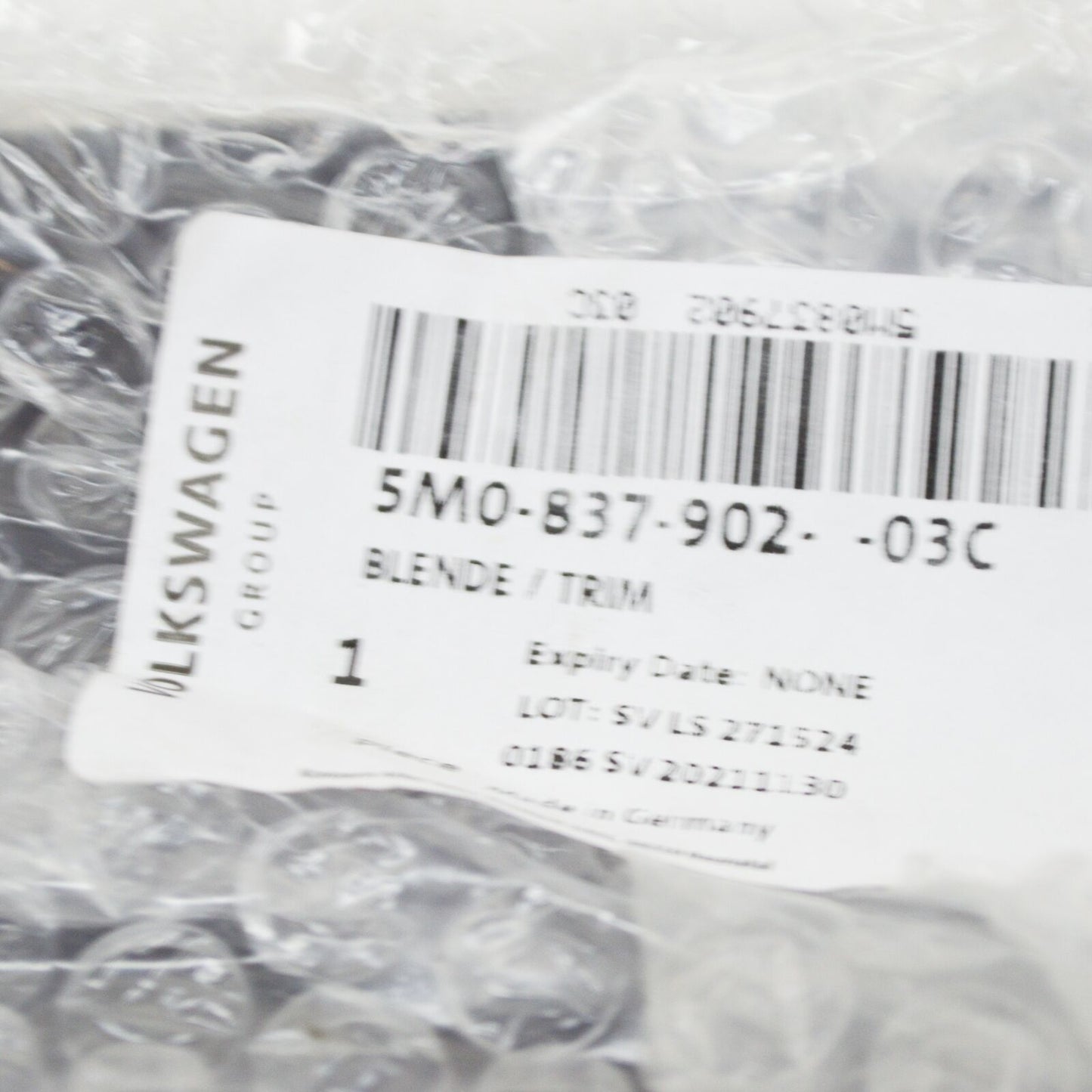 NEW VW GOLF PLUS 5M RIGHT DOOR WINDOW FRAME TRIM 5M083790203C ORIGINAL