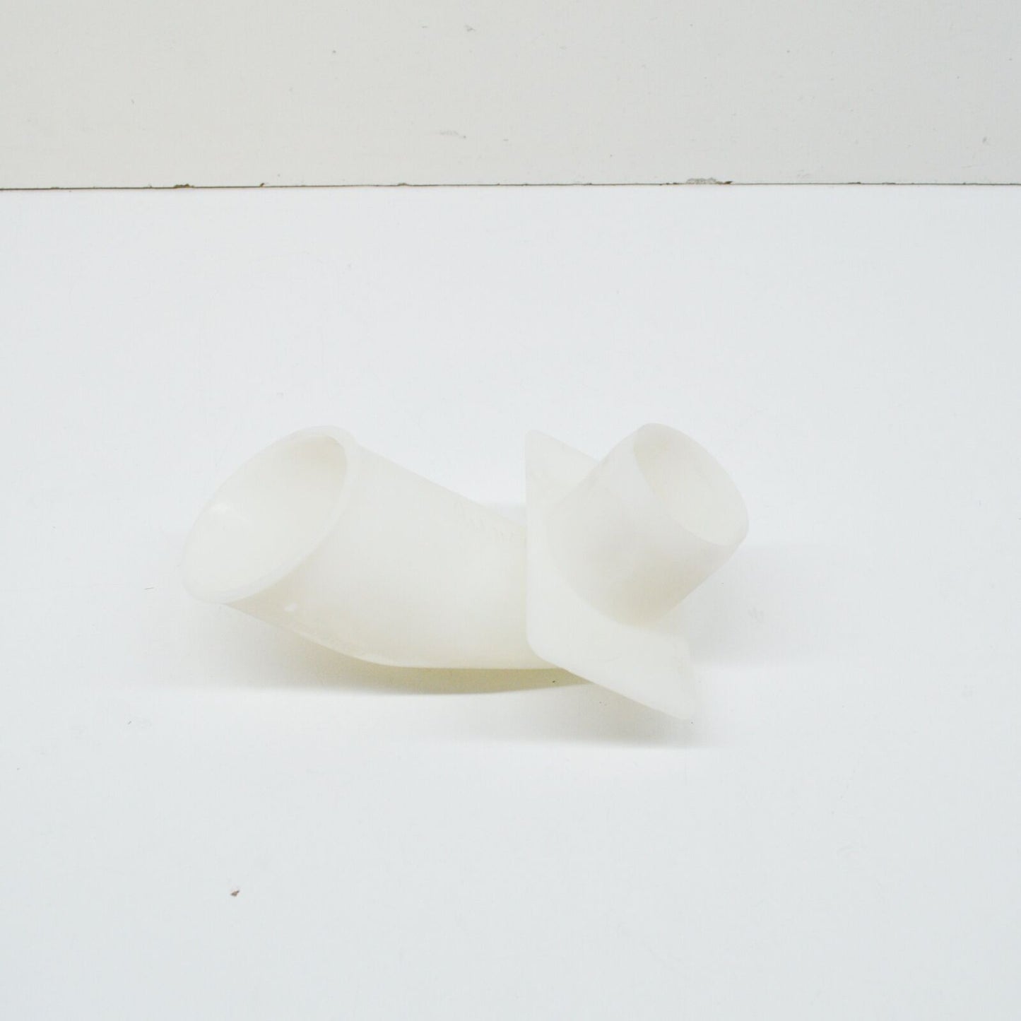 NEW MERCEDES-BENZ G W463 WASHER SYSTEM FITTING A4638690066 ORIGINAL