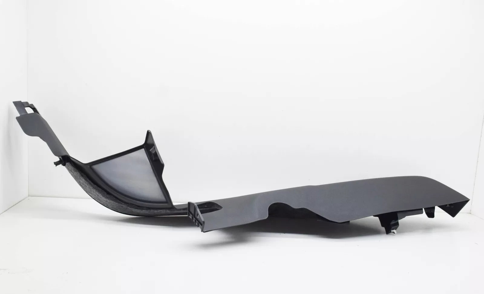 NEW VOLKSWAGEN ID.4 REAR RIGHT LOWER C-PILLAR COVER 11A867766C4PK ORIGINAL