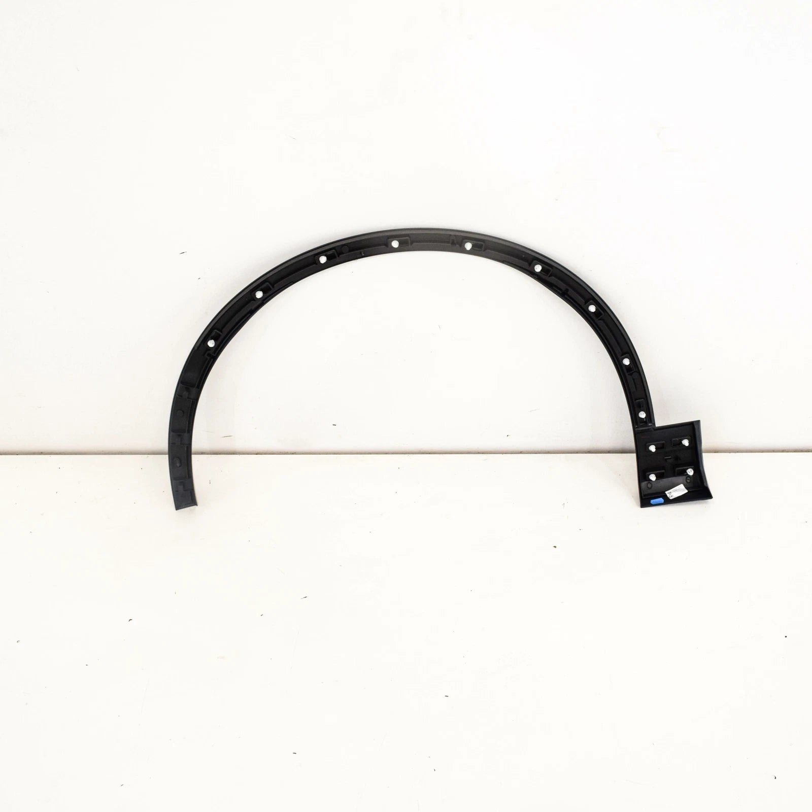 NEW AUDI Q7 4M FRONT RIGHT WHEEL ARCH MOLDING TRIM 4M0853718EGRU ORIGINAL