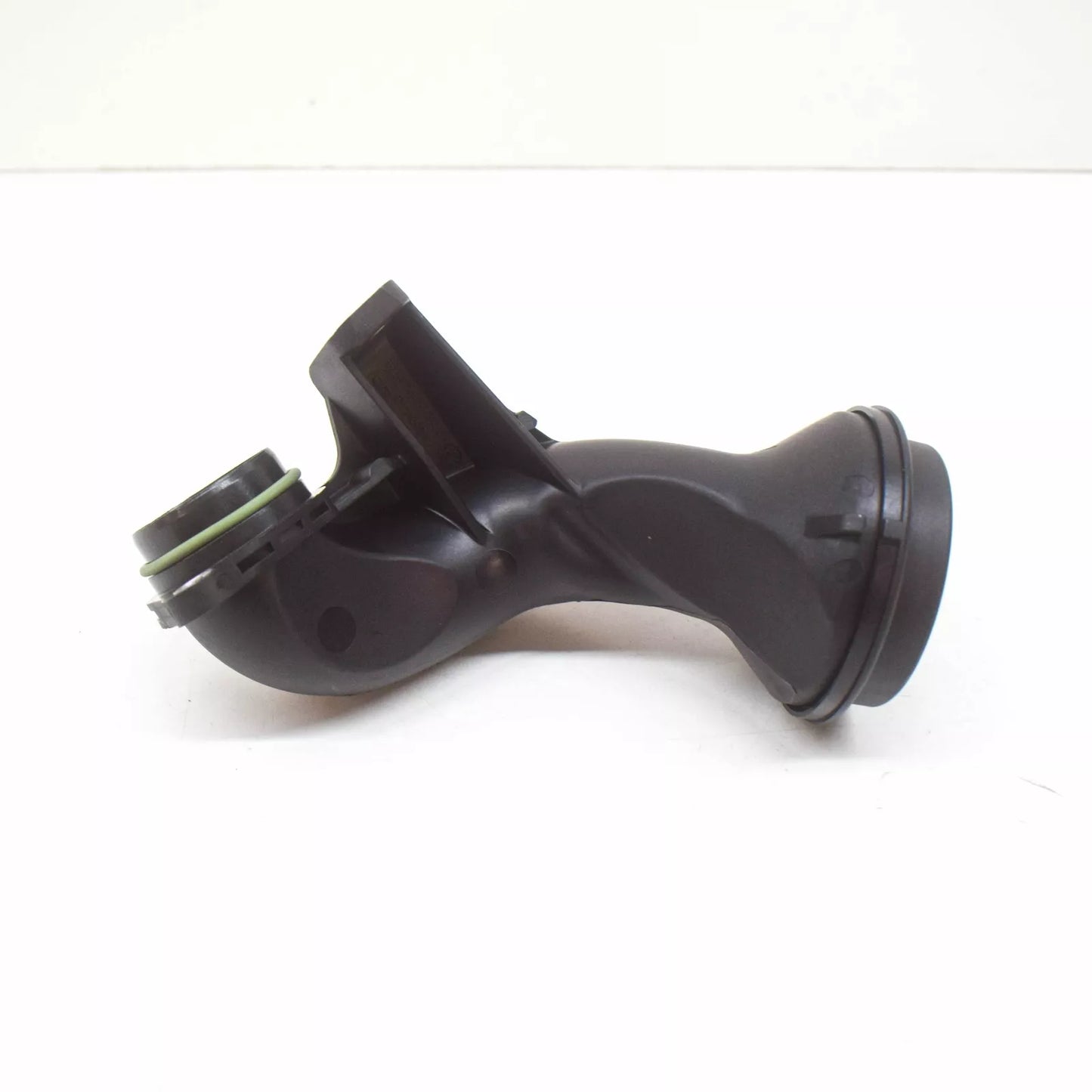 NEW BMW X5 F15 ENGINE OIL FILLER TUBE NECK 11127647074 ORIGINAL