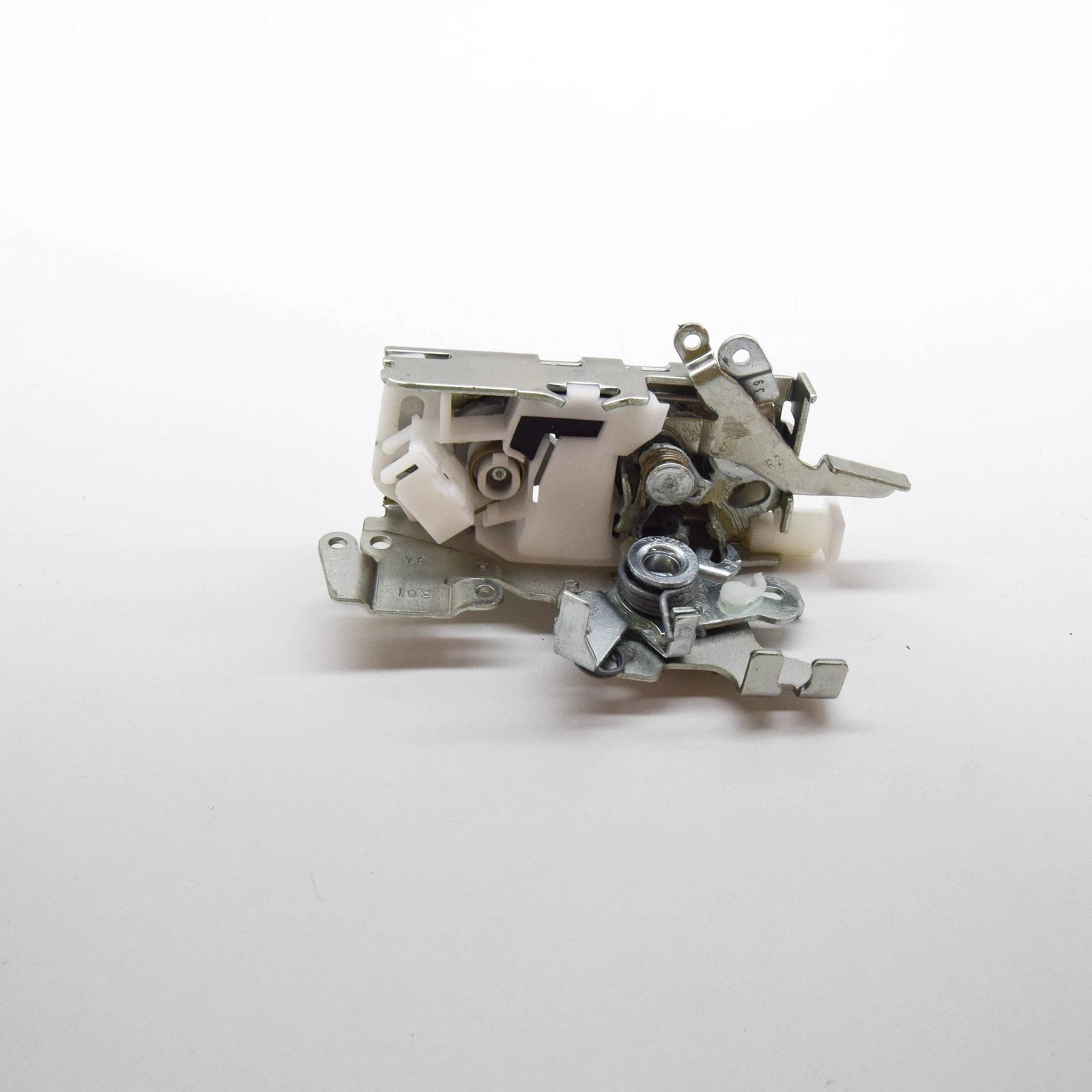 NEW MERCEDES-BENZ VITO 638 FRONT RIGHT DOOR LOCK RHD A9017201335 ORIGINAL