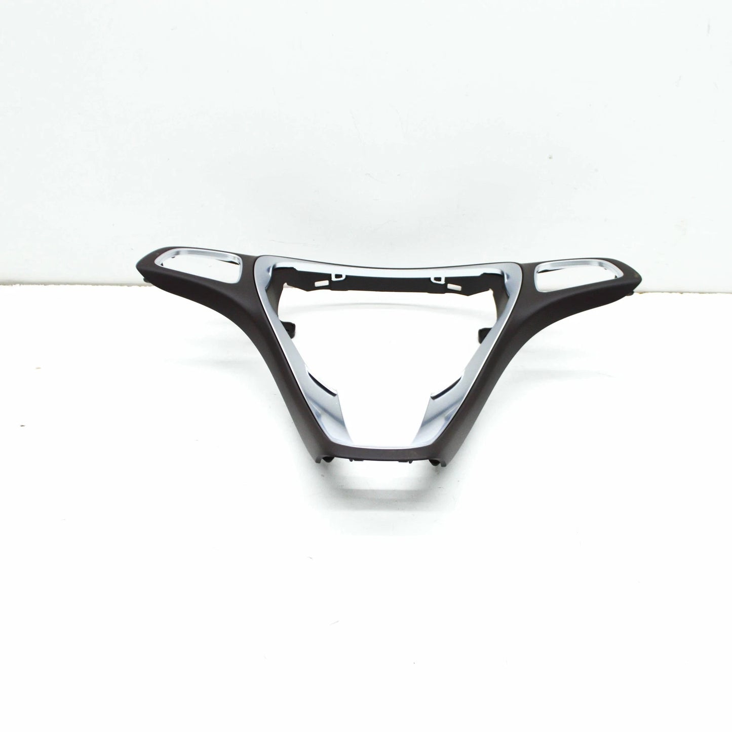 NEW MERCEDES-BENZ GLA X156 STEERING WHEEL COVER A09946428138R23