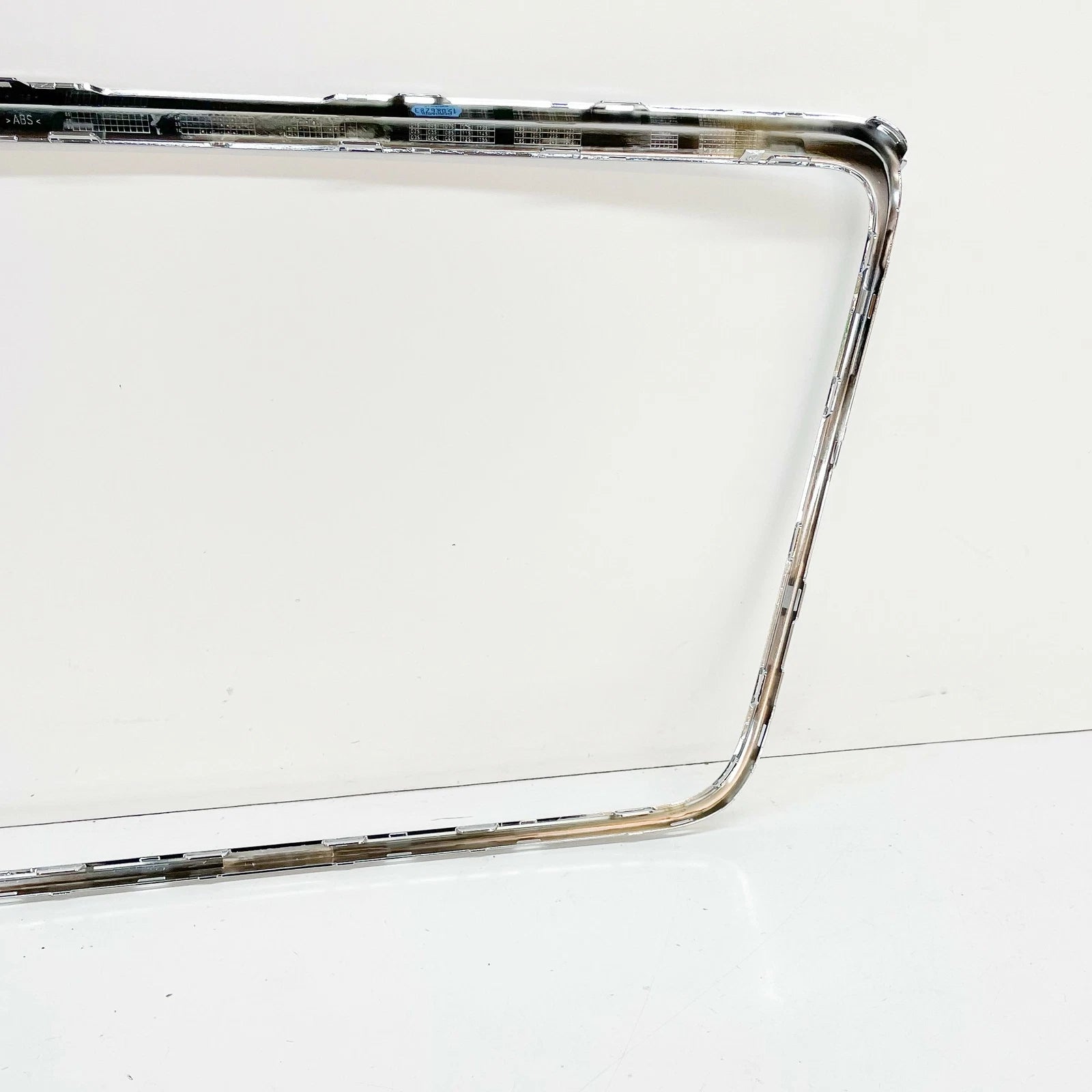 NEW AUDI A3 8P FRONT RADIATOR GRILLE SURROUND TRIM FRAME 8P0807715A2ZZ